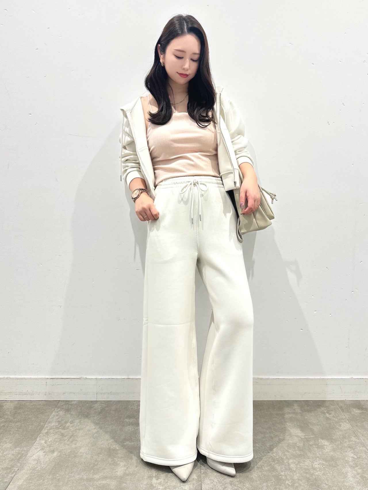画像2: 出典:GU