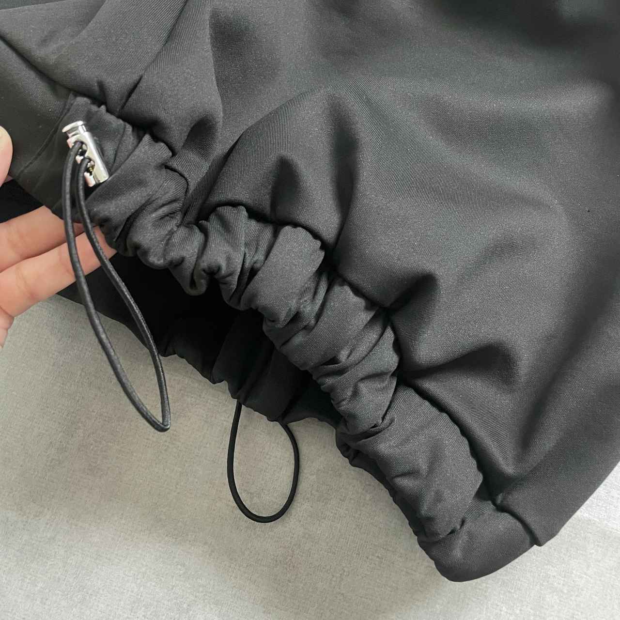 画像2: 素材感で大人