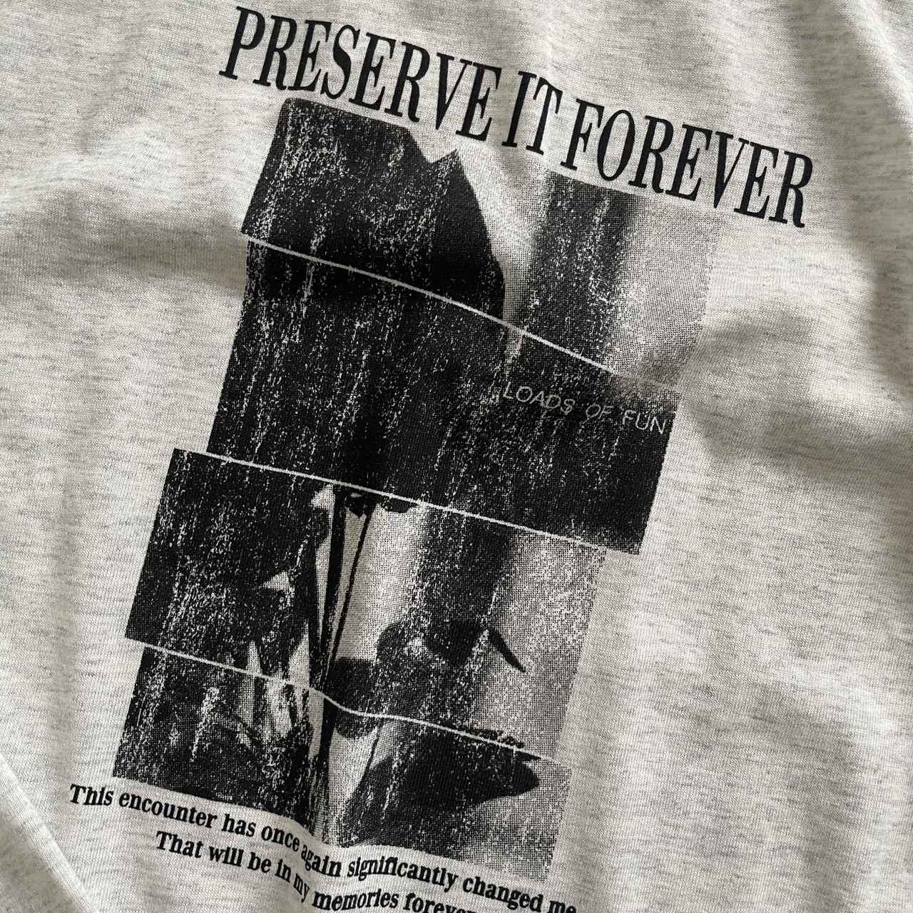 画像2: ロゴ ✕ フォトの絶妙バランス