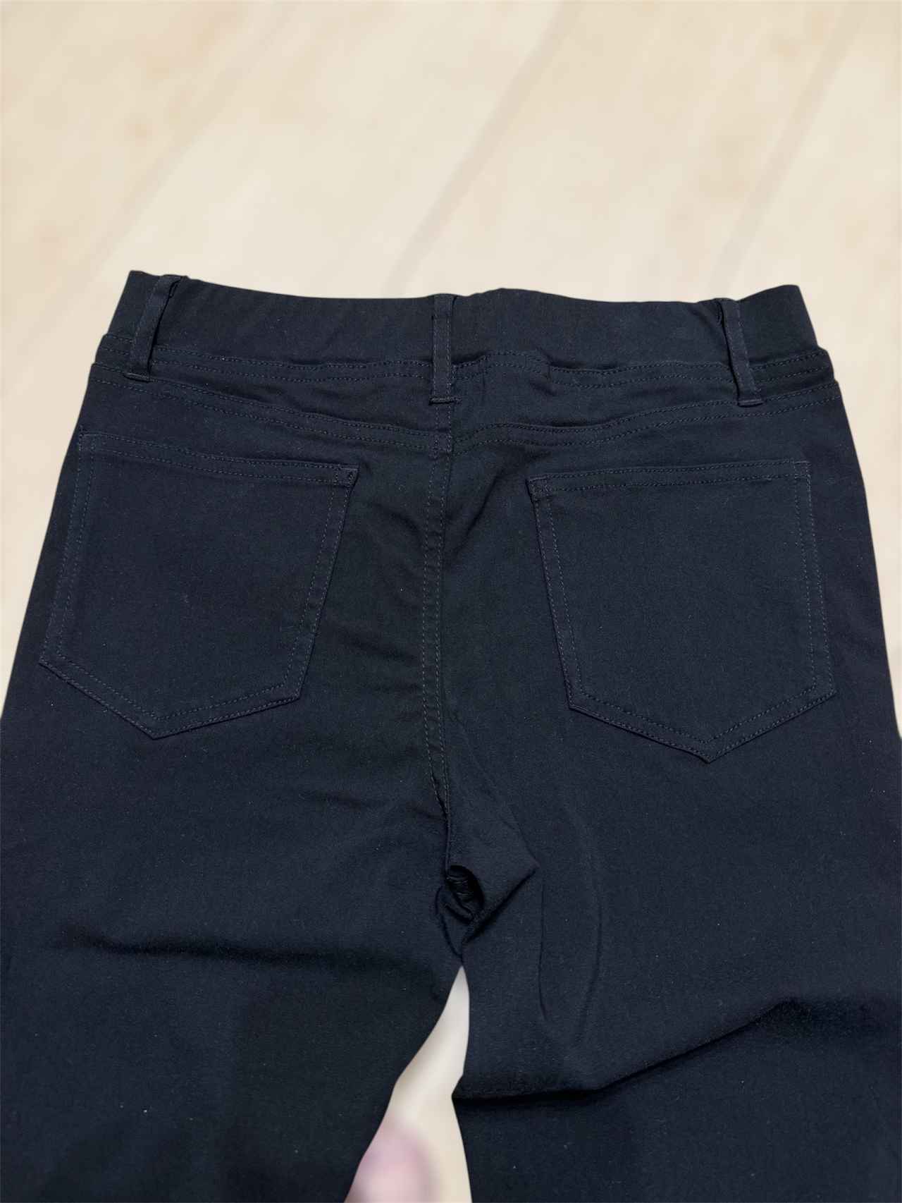 画像: バックスタイル