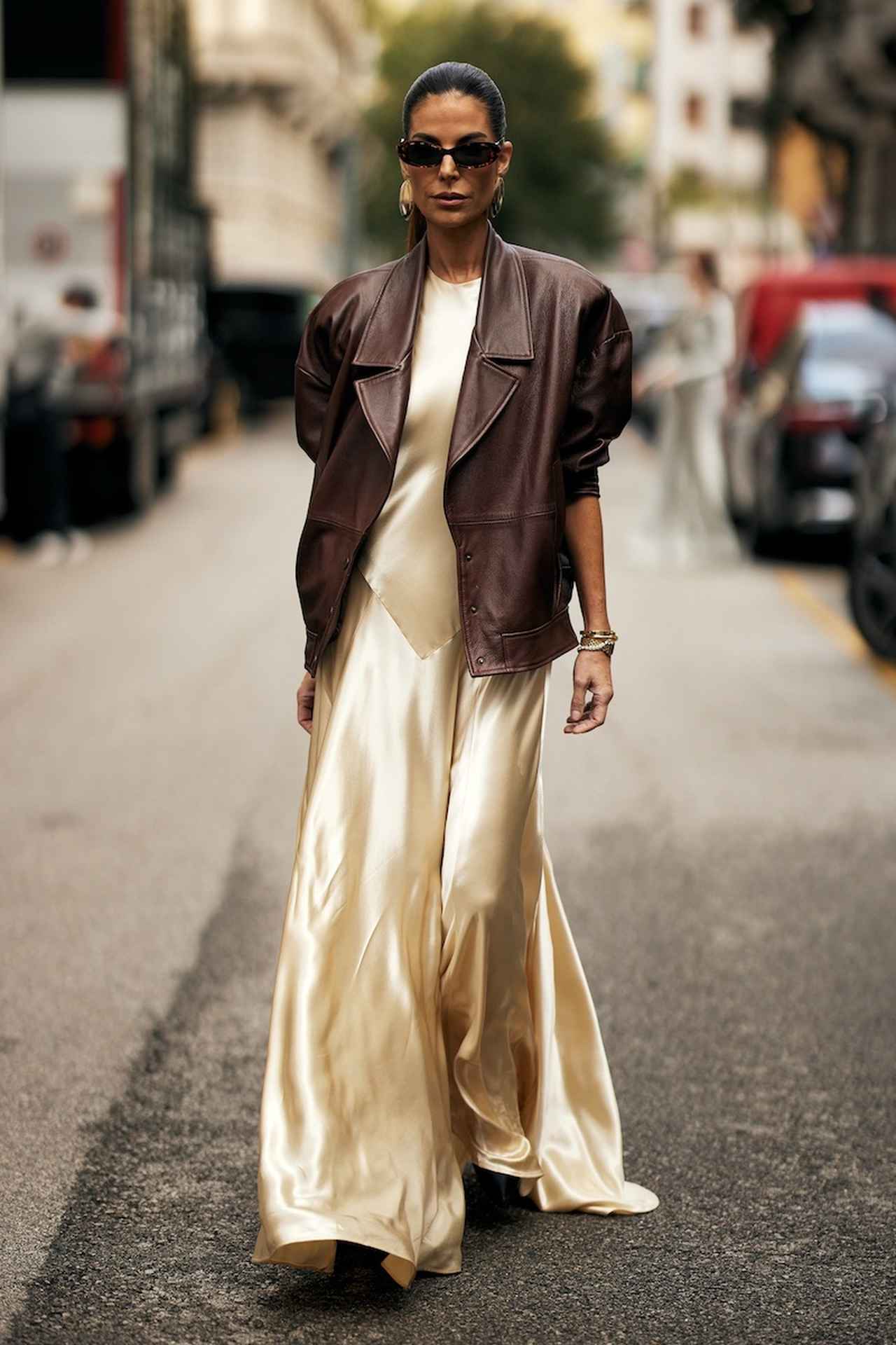 画像: 【レザー】ツヤを呼応させシンプルを成功させる