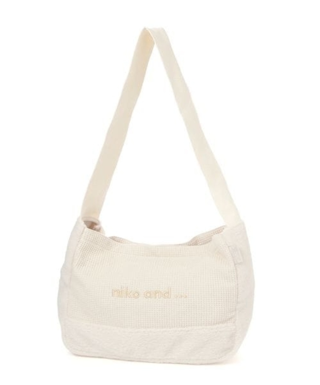 画像1: 出典：and ST