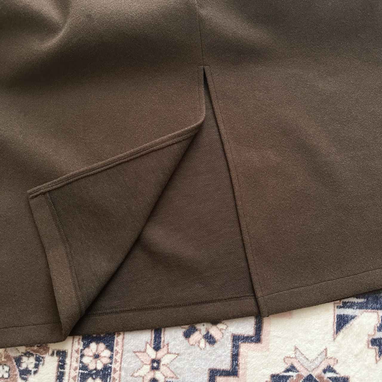 画像: スリット入りで動きやすく