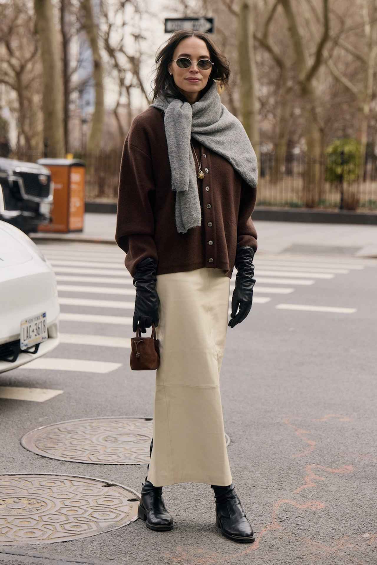 画像: フェミニンスタイルにスパイスを共存させる