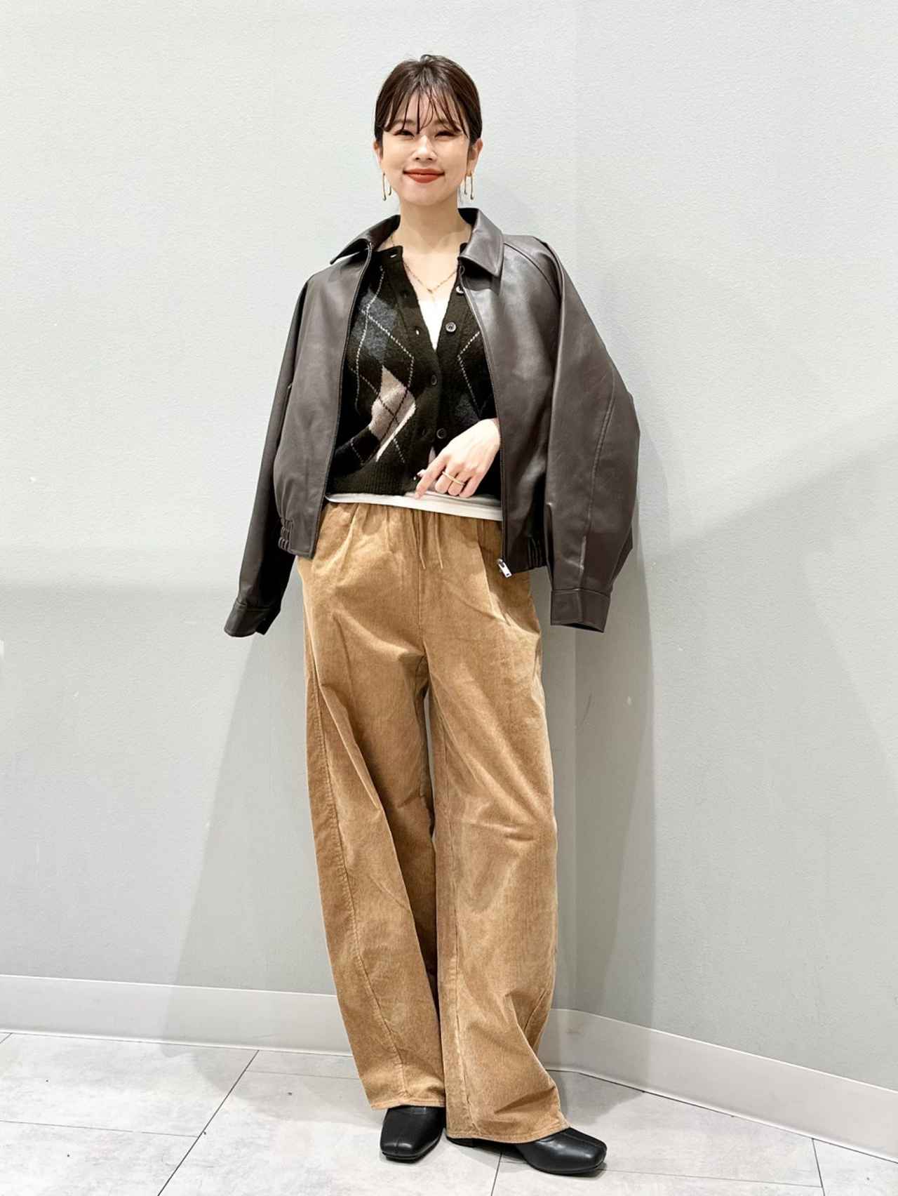 画像2: 出典：GU