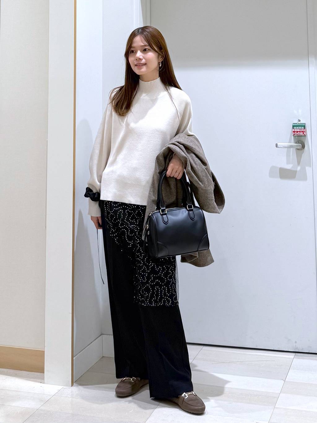 画像1: 出典：and ST