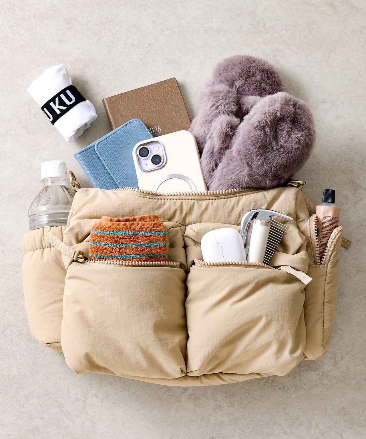 画像2: 出典:3COINS