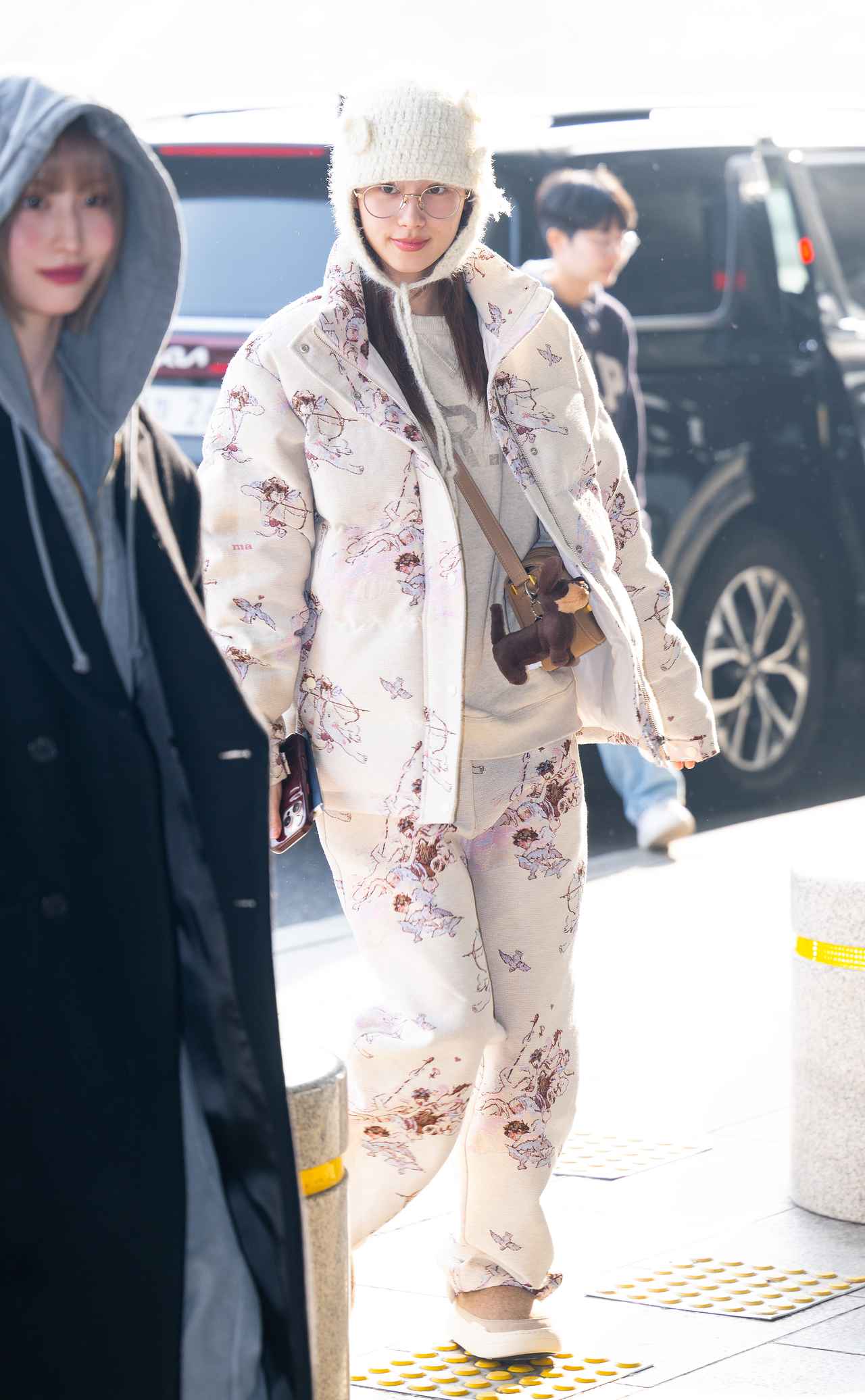 画像: 【TWICE サナ】あえてボリューム感を楽しむ