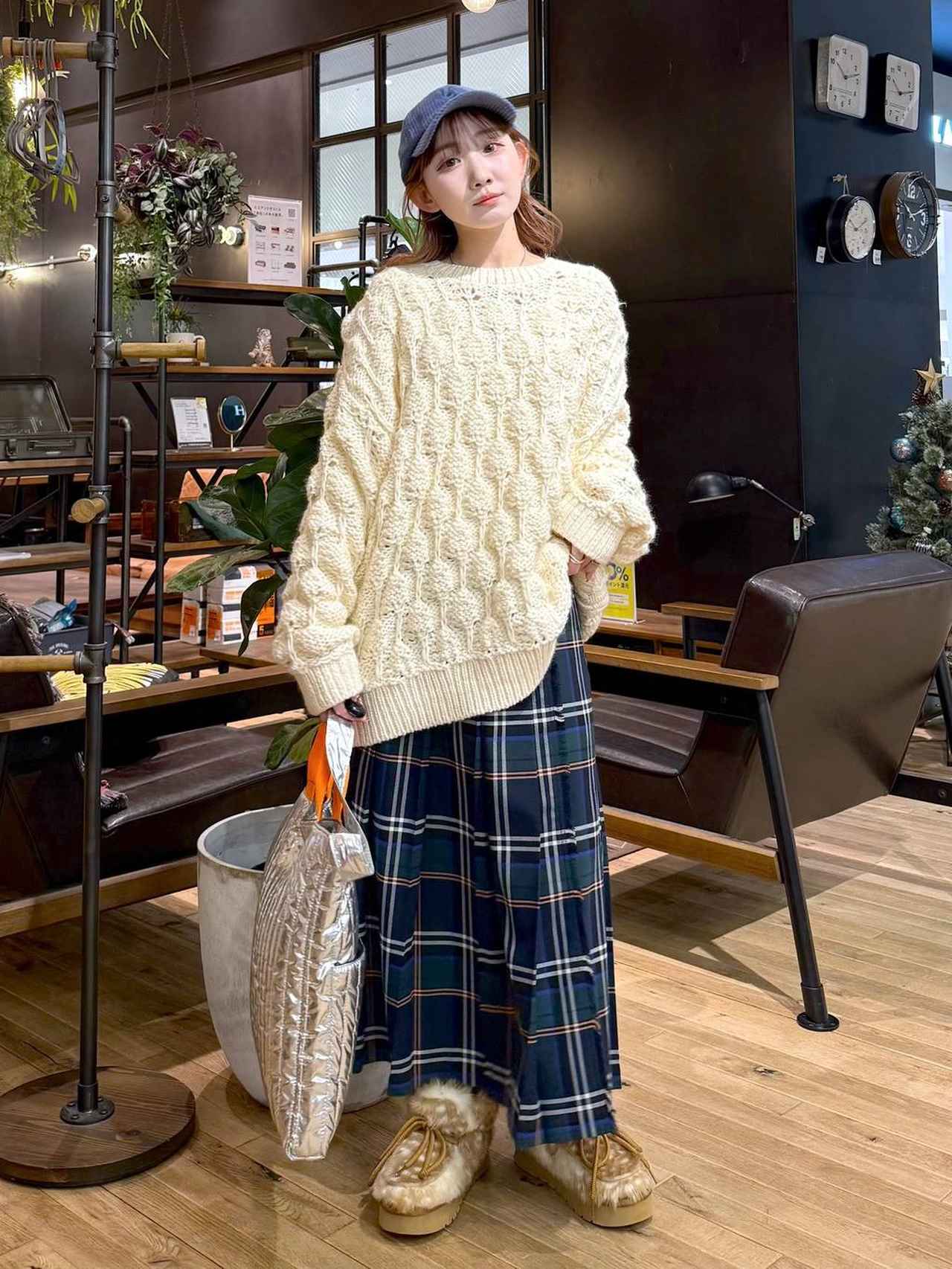 画像1: 出典：and ST