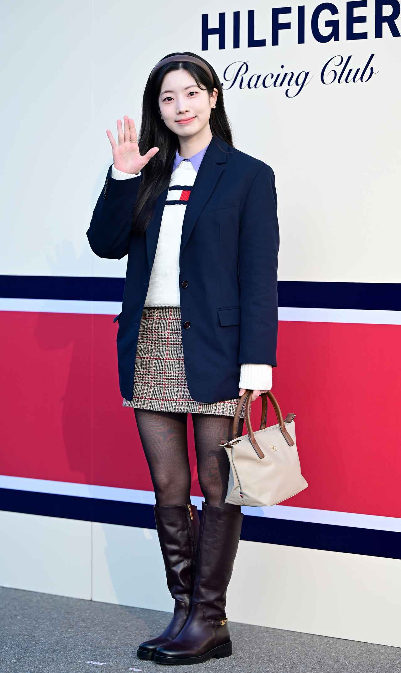 画像: 【ダヒョン】「ニュー・クラシック」なスクールガール