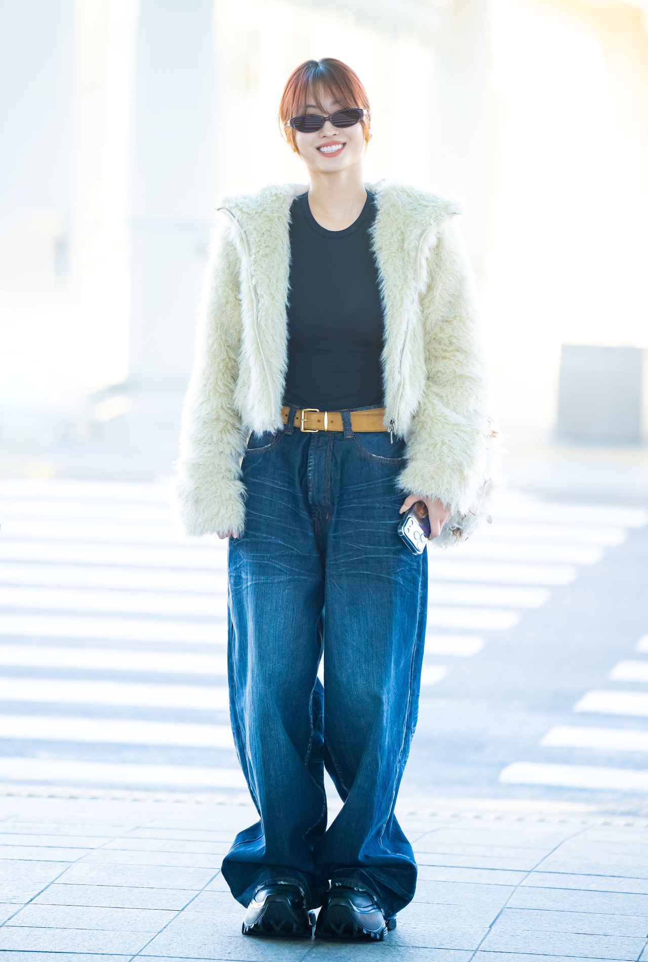 画像: 【TWICE モモ】もこもこアウターをモードに攻略