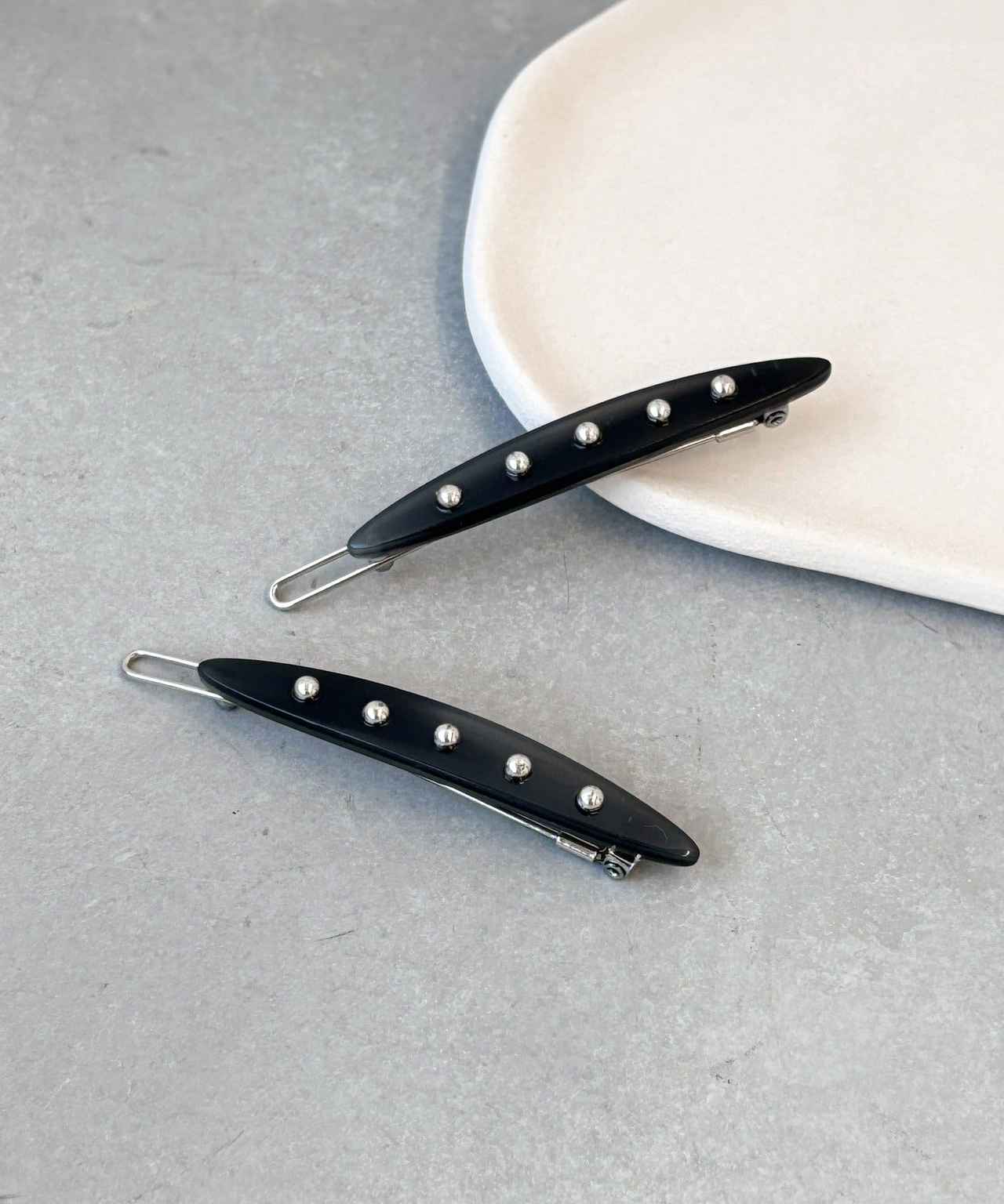 画像1: 出典：3COINS