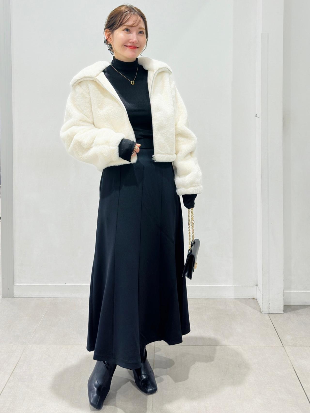 画像2: 出典：GU