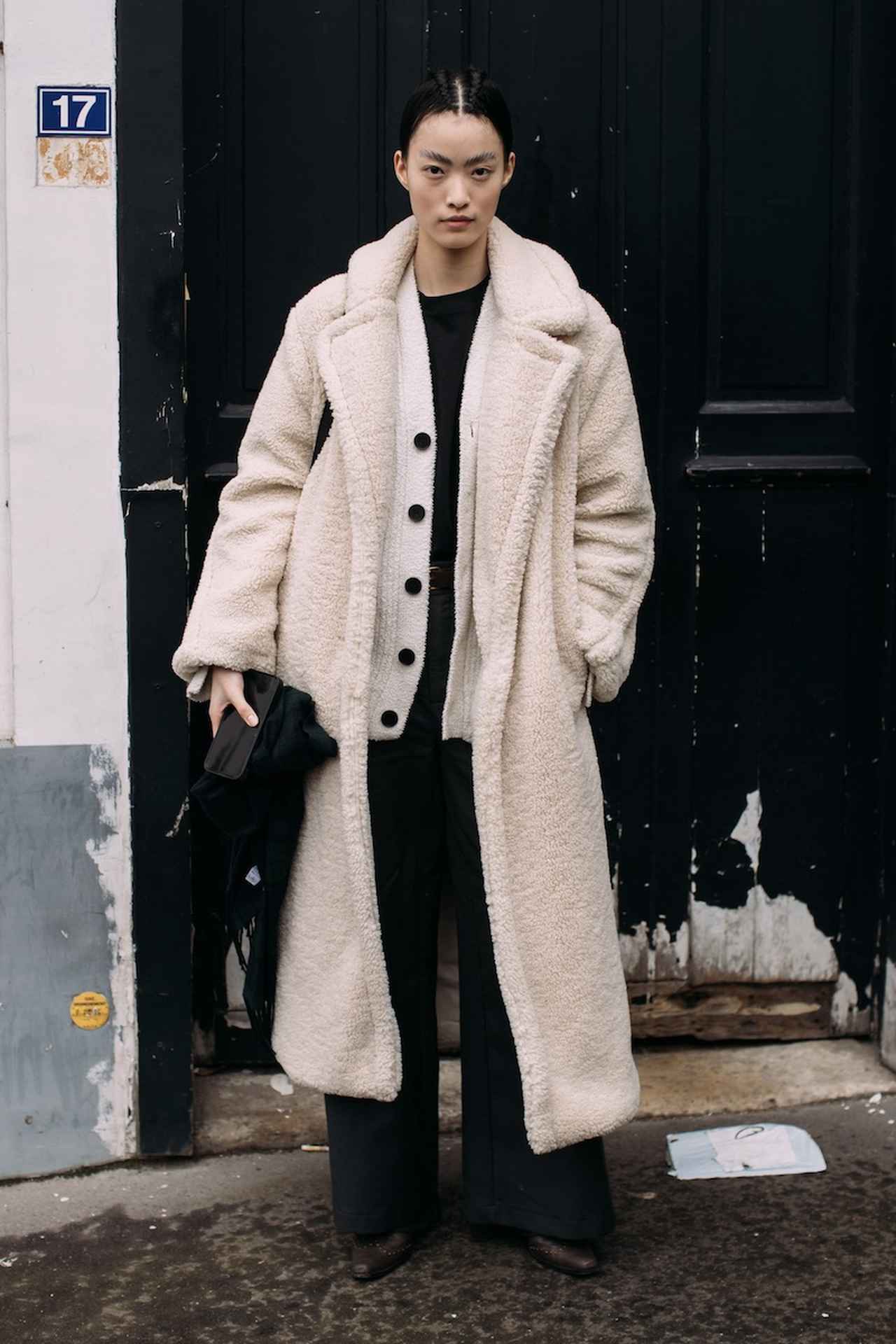 画像: 膨張カラーには対極にある黒を合わせて