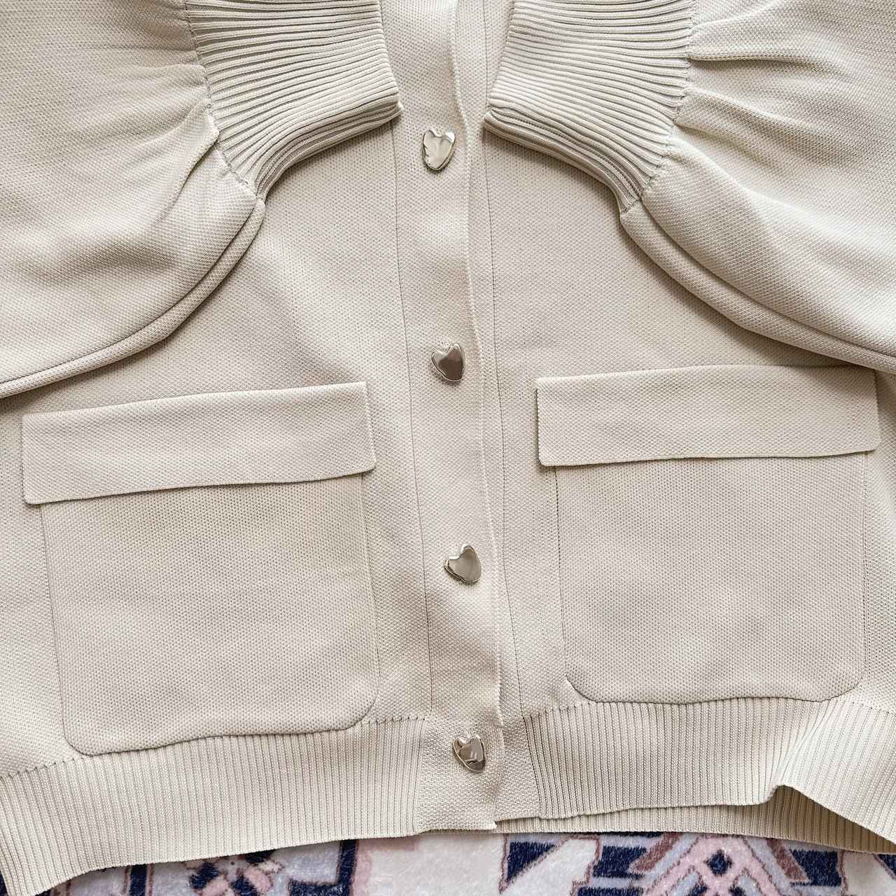 画像: フロントポケット付きで実用性も◎