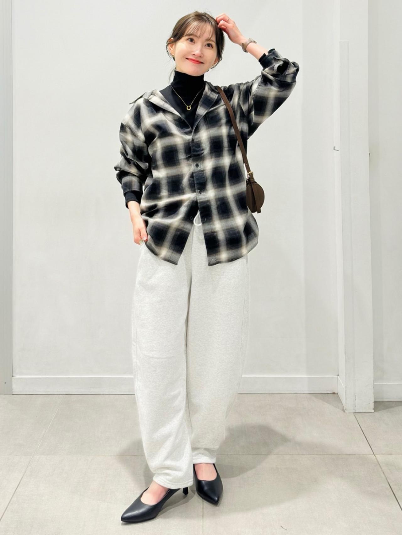 画像2: 出典：GU