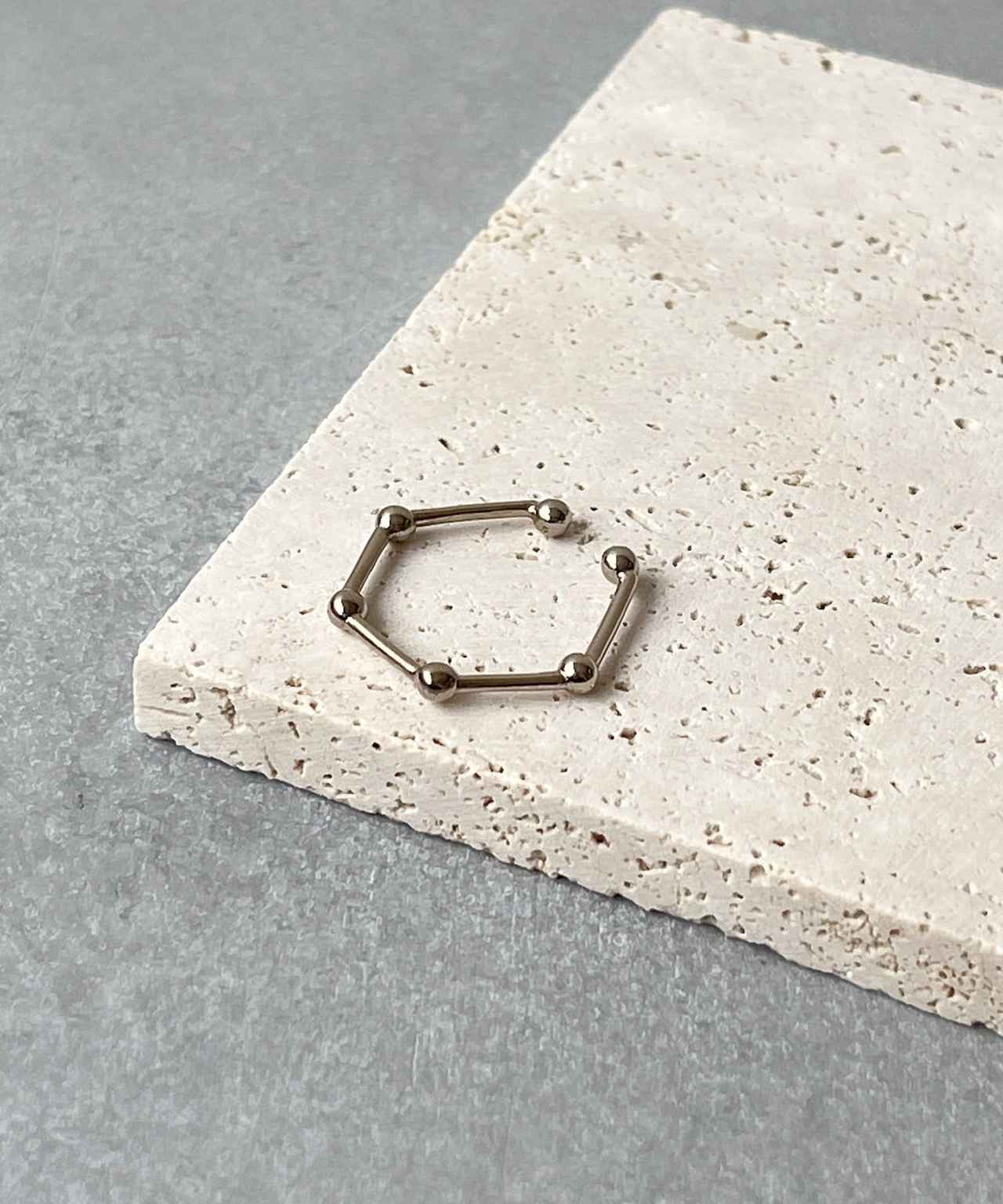 画像2: 出典：3COINS