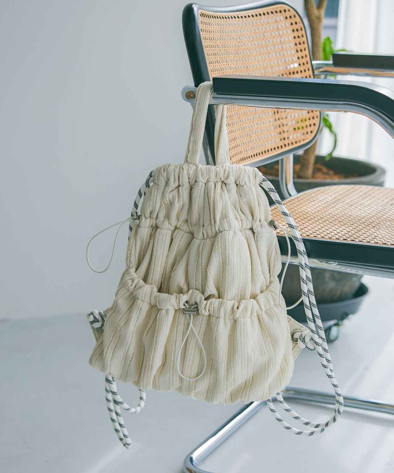 画像3: 出典：and ST