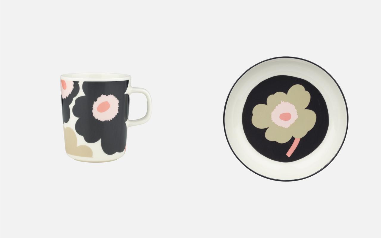 画像: （左から）Unikko 2.5dl マグカップ ￥4,620、同 20cmプレート ￥5,390／ともにマリメッコ 出典：www.marimekko.jp