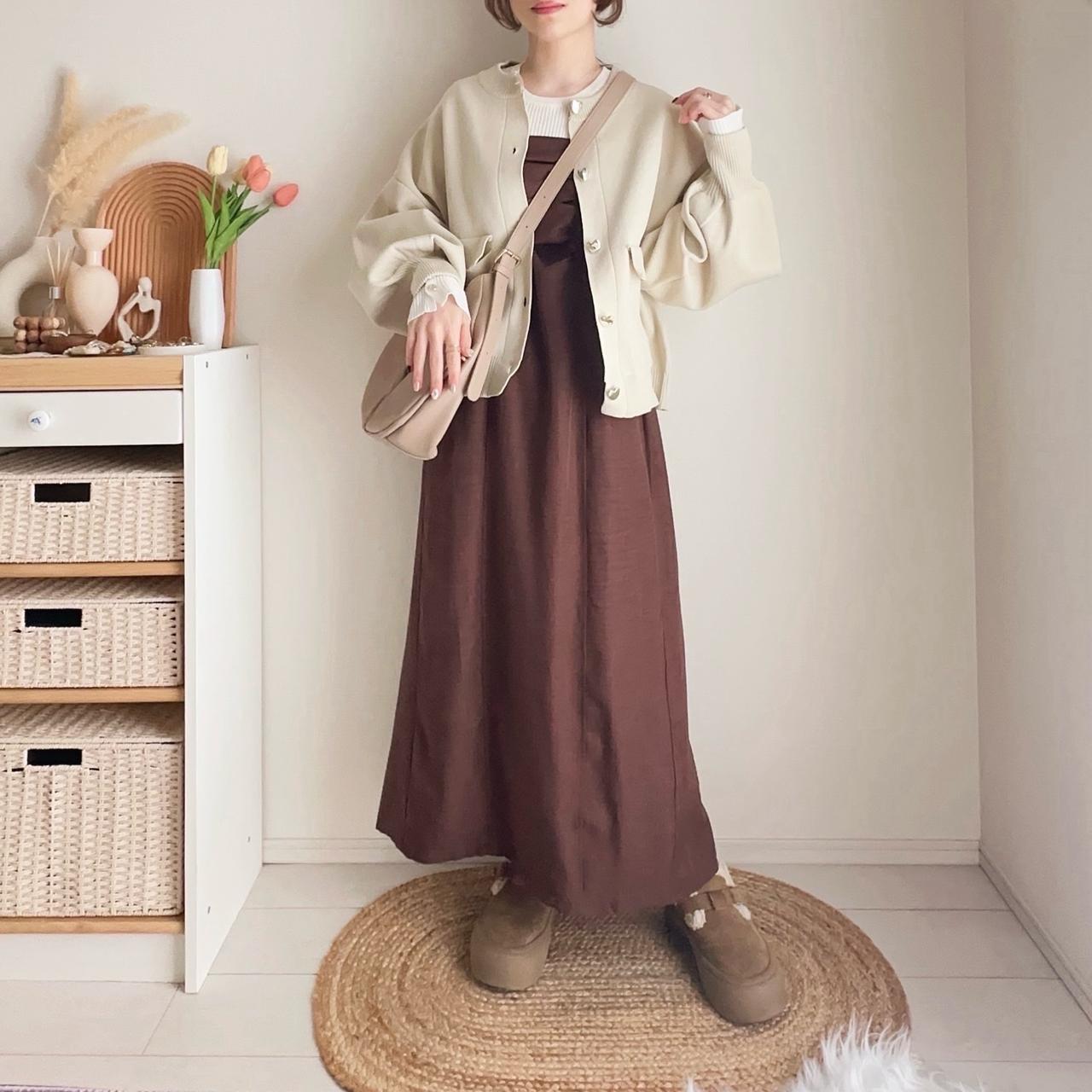 画像: 落ち着いた雰囲気のレイヤードスタイル