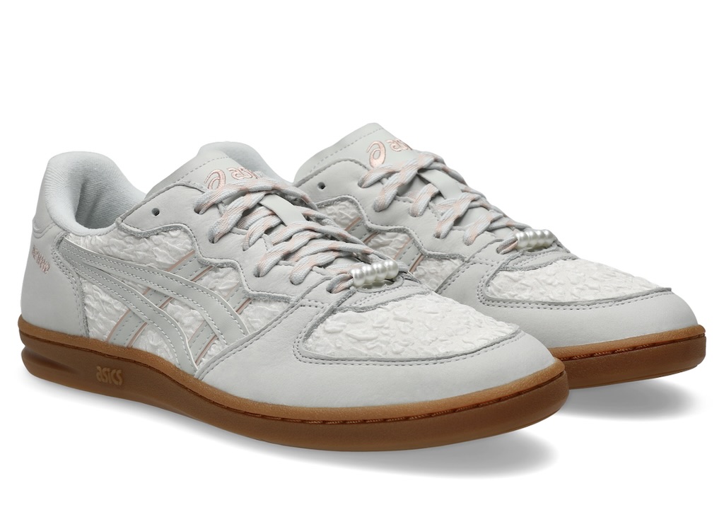 画像: SKYHAND OG（スカイハンド OG） ブラッシュ/グレーシア グレー ￥13,200 （アシックスジャパン） ※3月6日発売 出典：アシックスジャパン