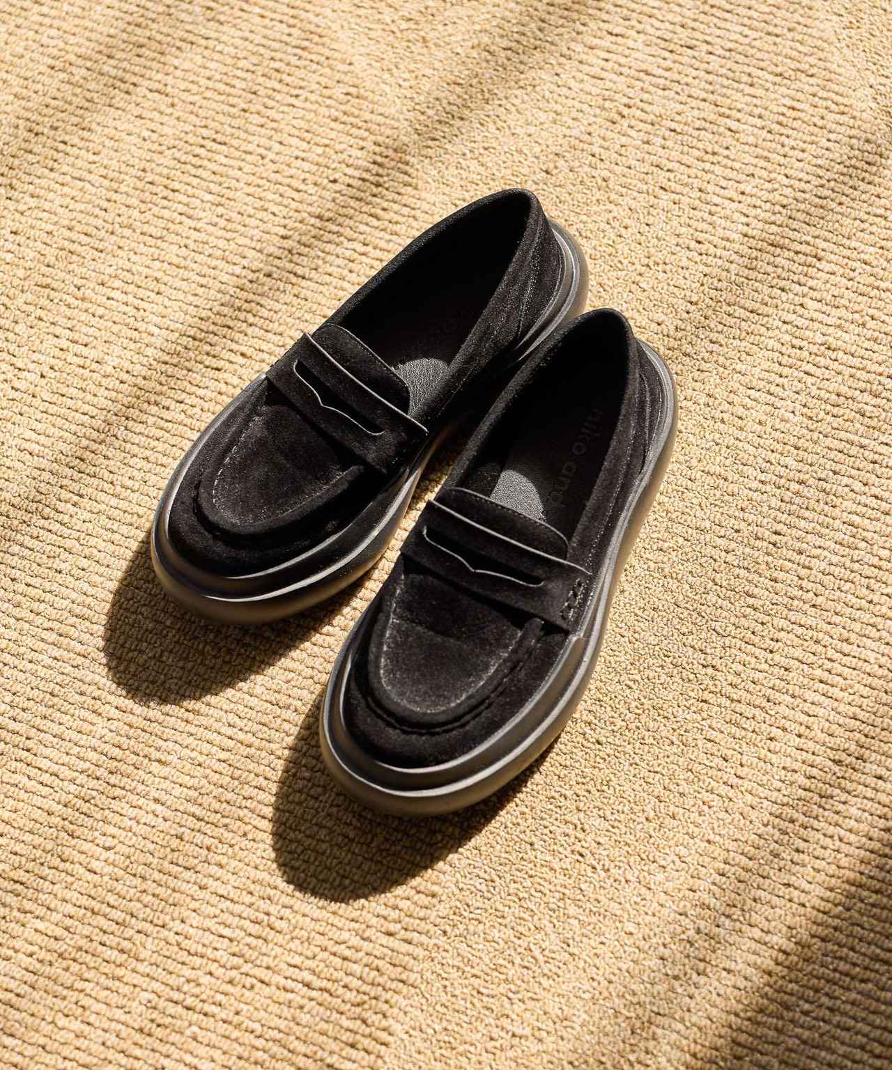 画像1: 出典：and ST