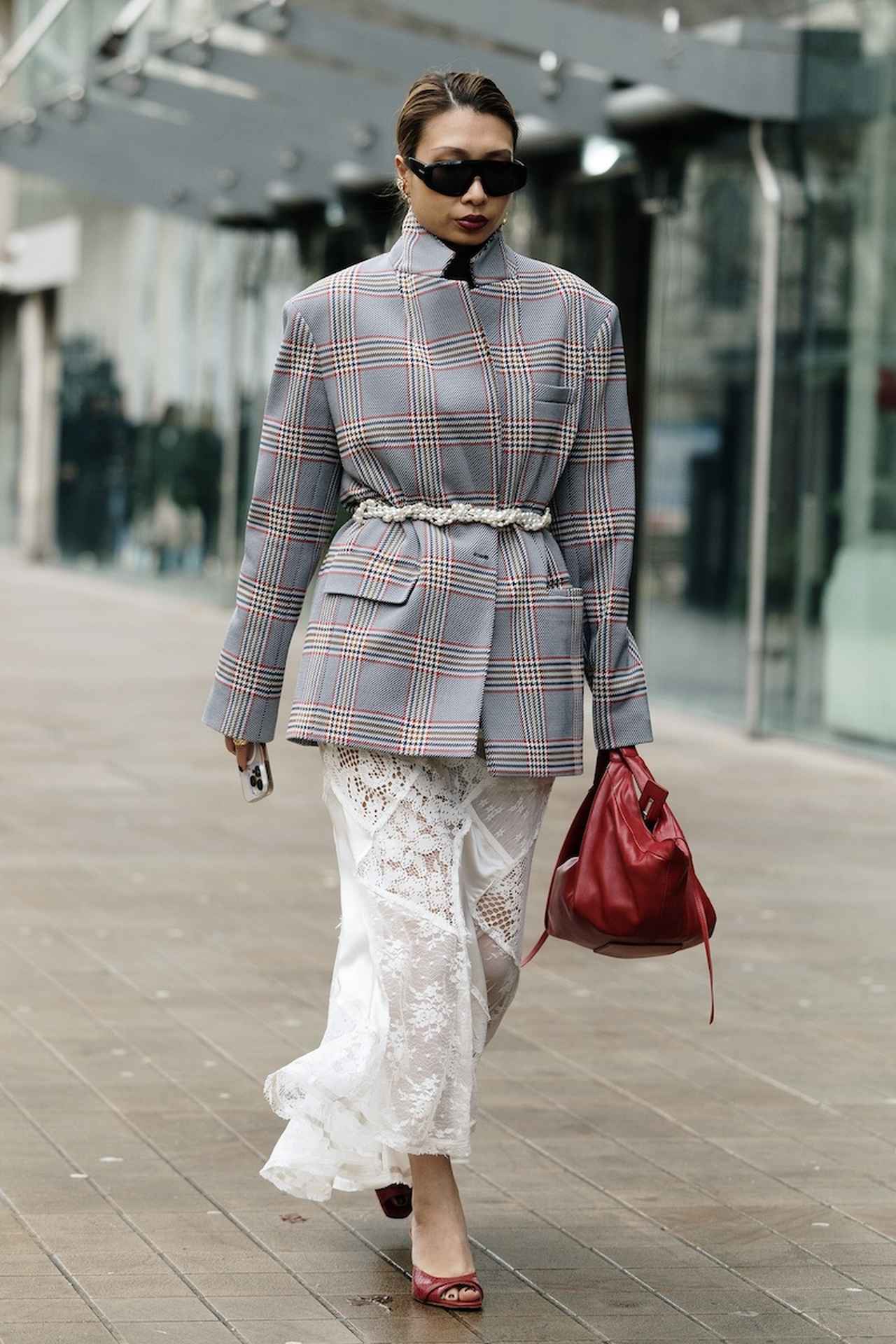 画像: テイストミックスにプレイフルな小物を重ねて