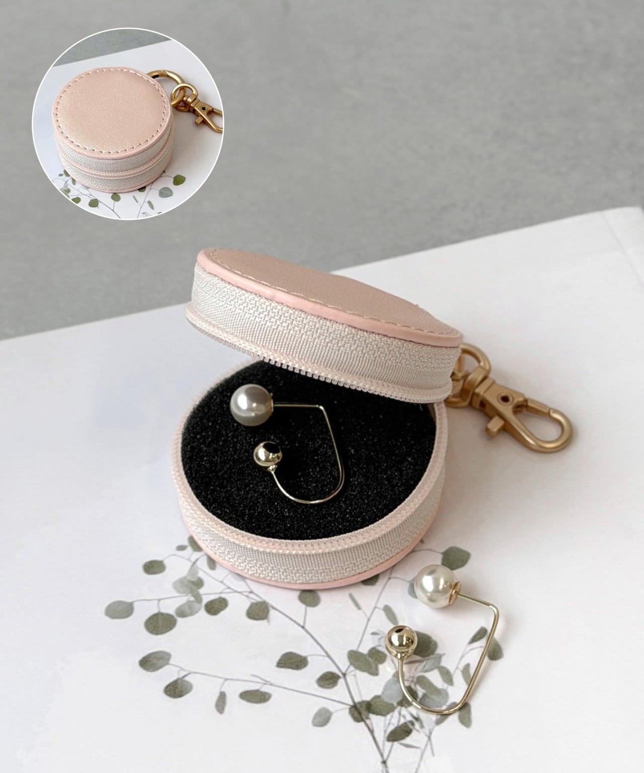 画像1: 出典：3COINS