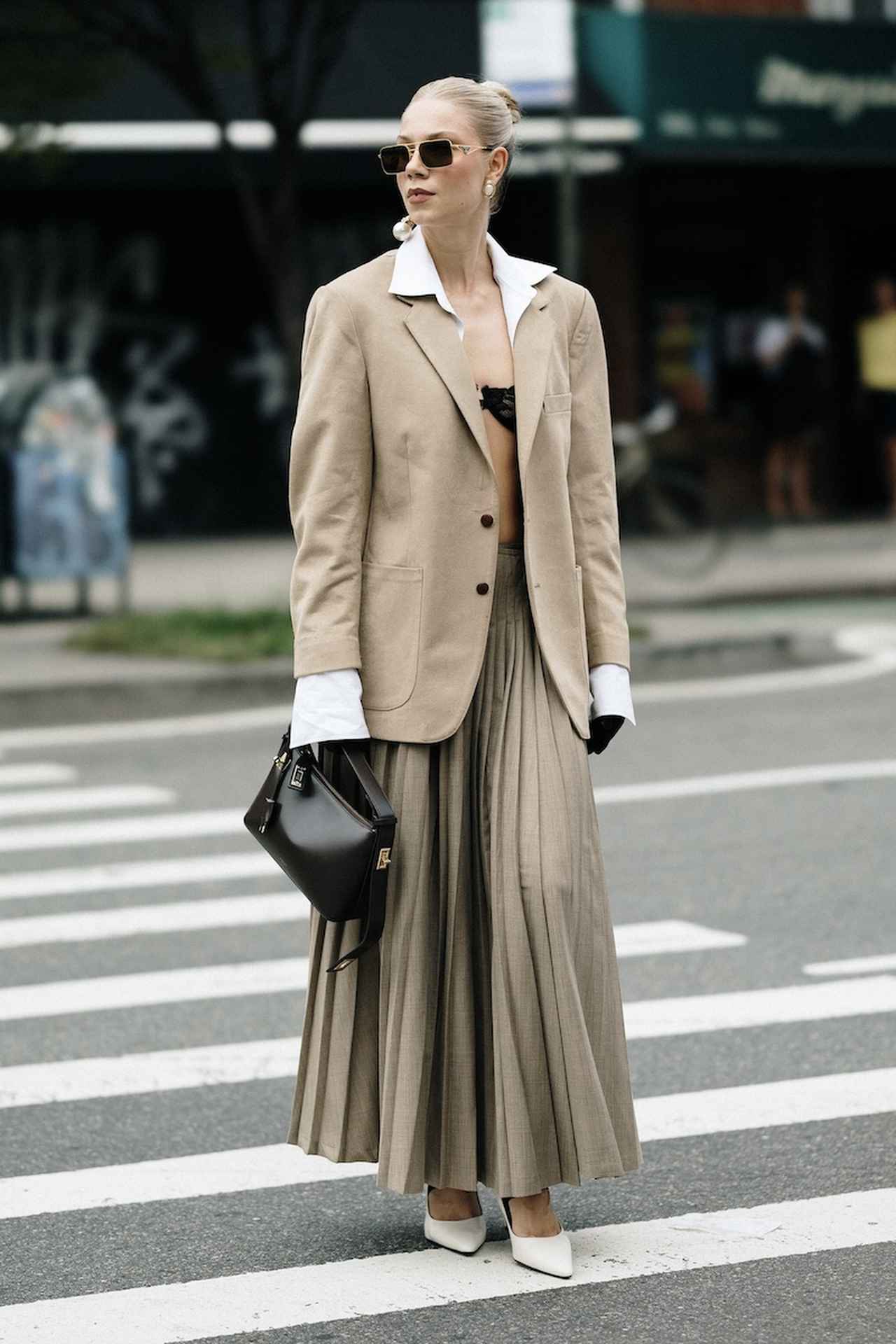 画像: 形と丈を更新してこなれ感をアピール