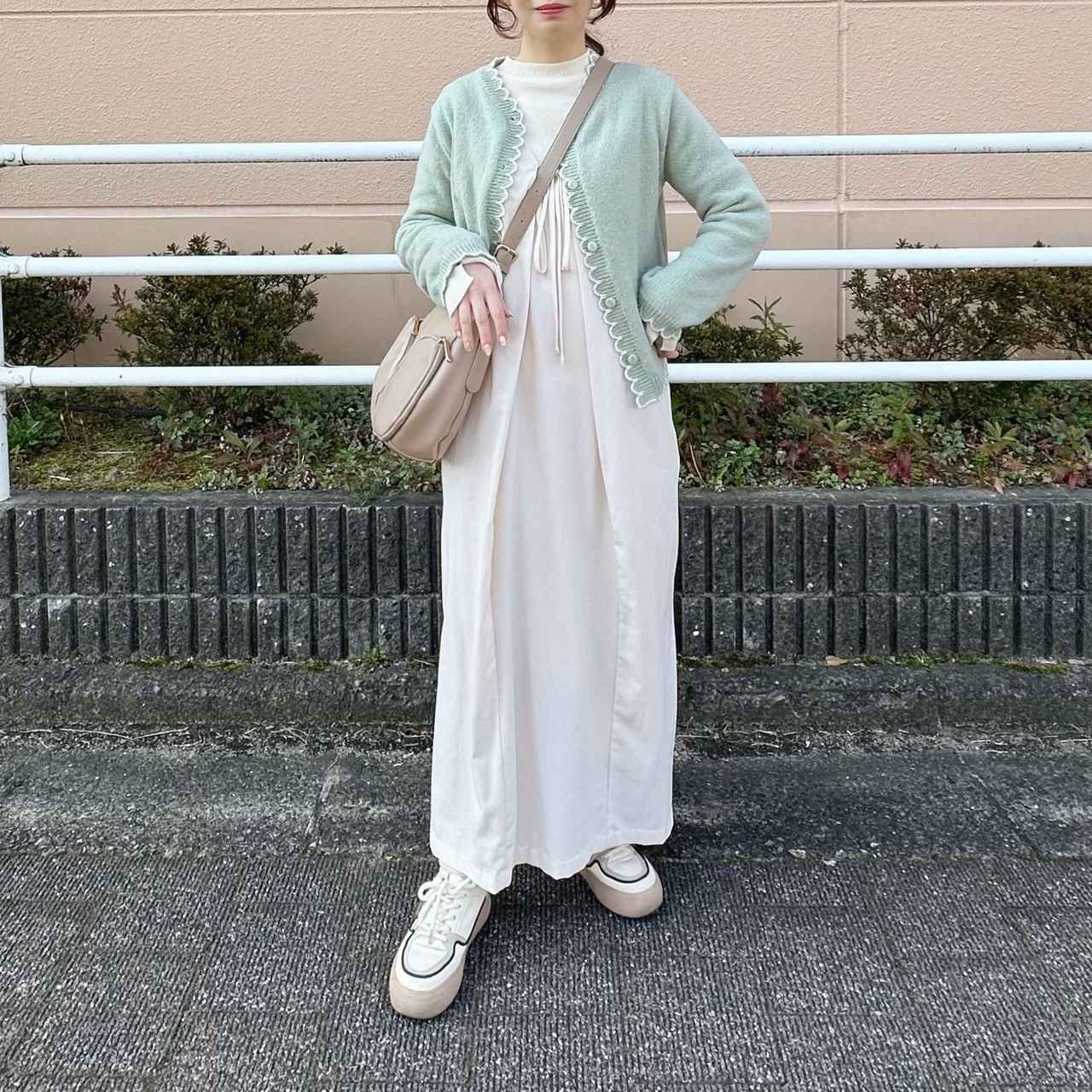 画像: 羽織りとしても活躍するデザイン性の高さ