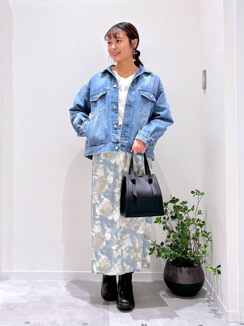 画像1: 出典：and ST