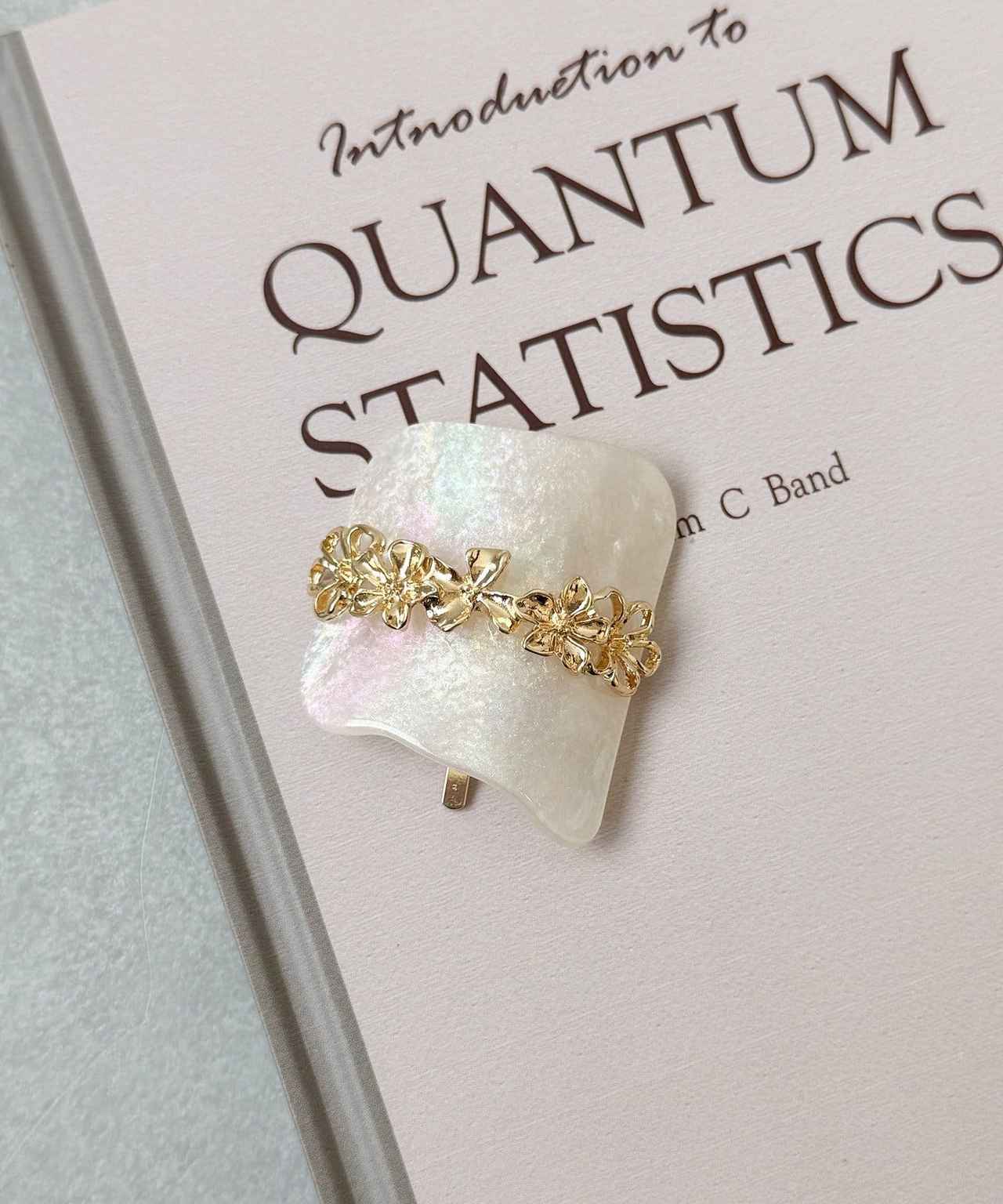 画像2: 出典:3COINS