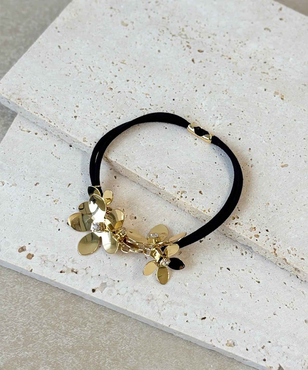 画像2: 出典:3COINS