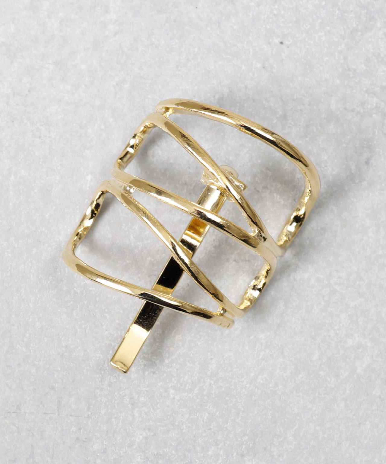 画像1: 出典：3COINS