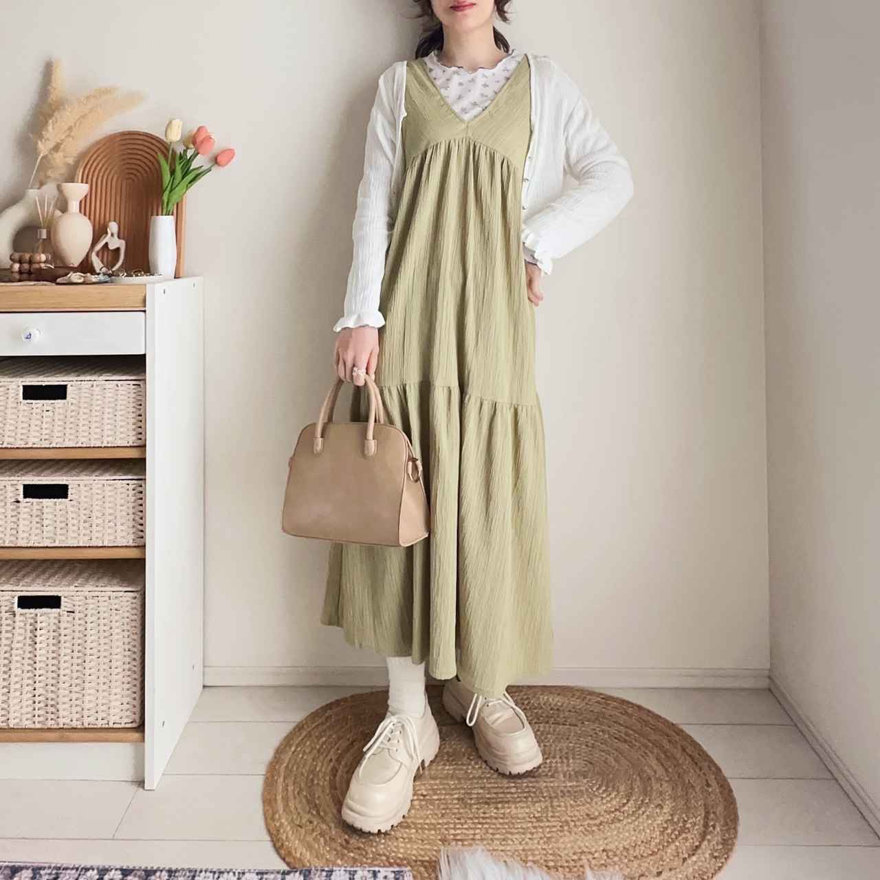 画像: 羽織りとして楽しむ春らしい着こなし