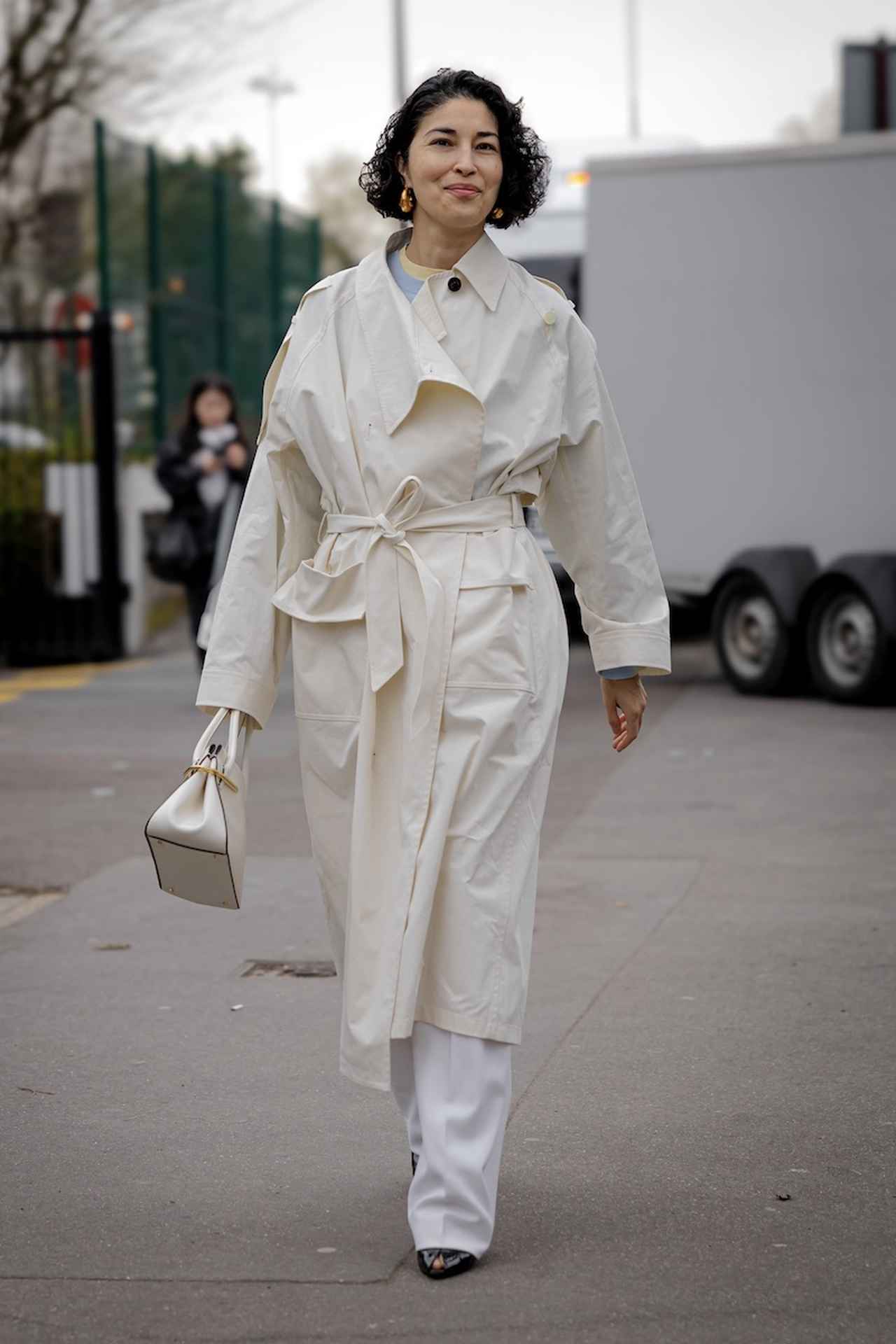 画像: くびれを作って膨張させない