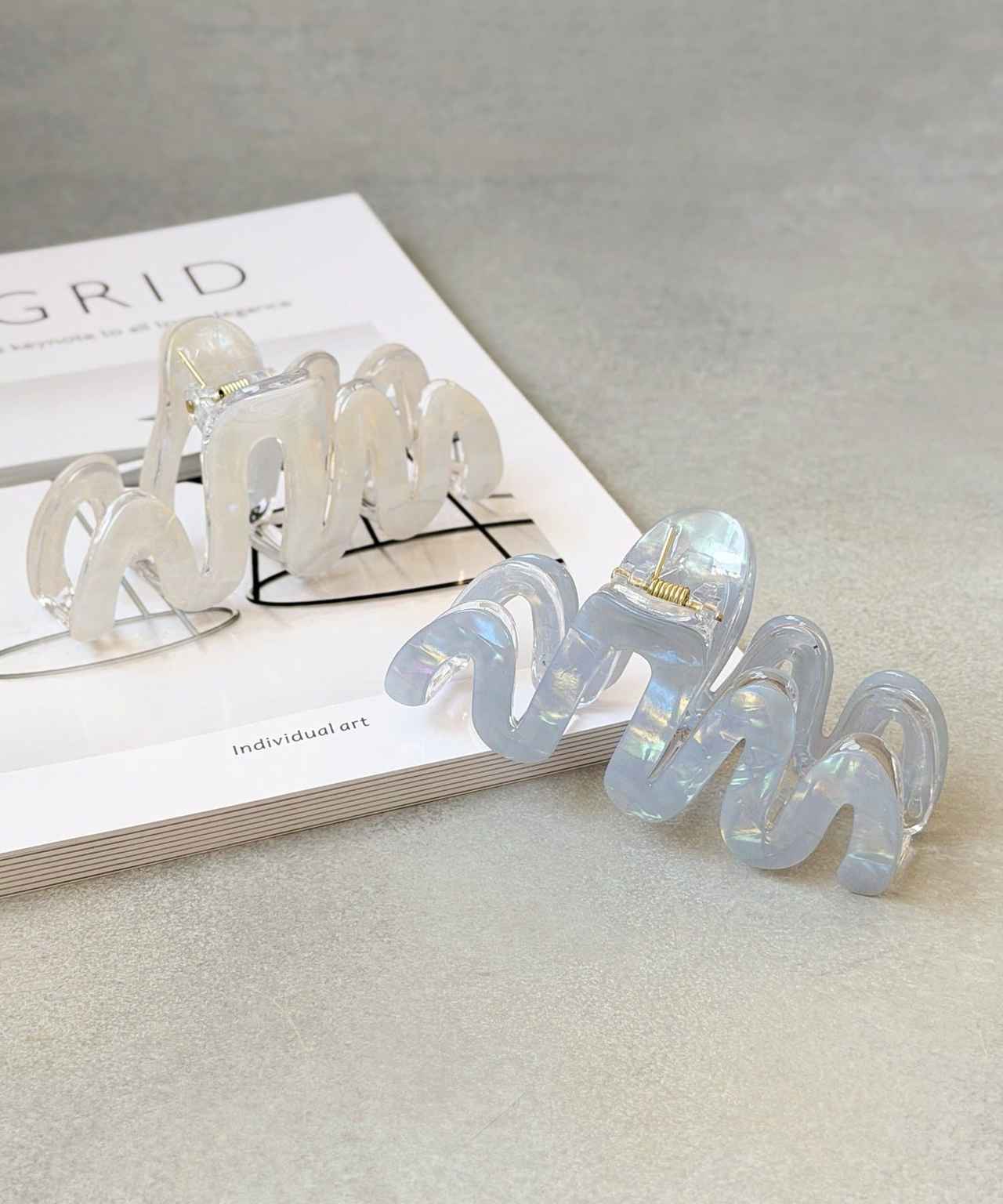 画像1: 出典：3COINS