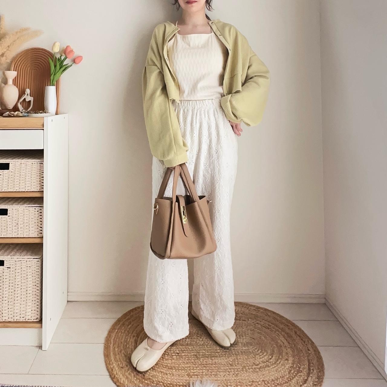 画像: カーディガンでつくる柔らかスタイル