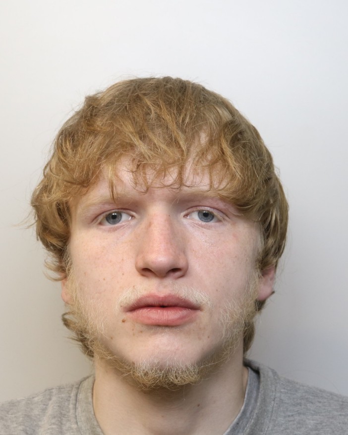 画像: 出典:Sun 警察沙汰になったイギリスに住む36歳の男性