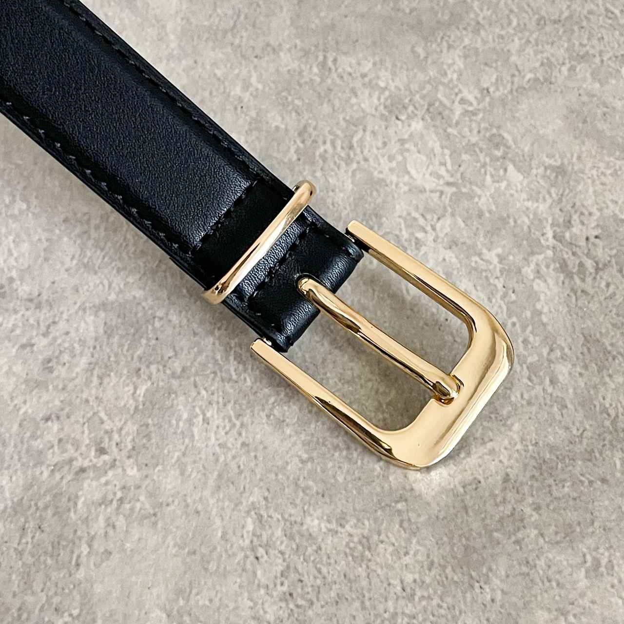 画像: オシャレ度を高めてくれる品ありゴールド