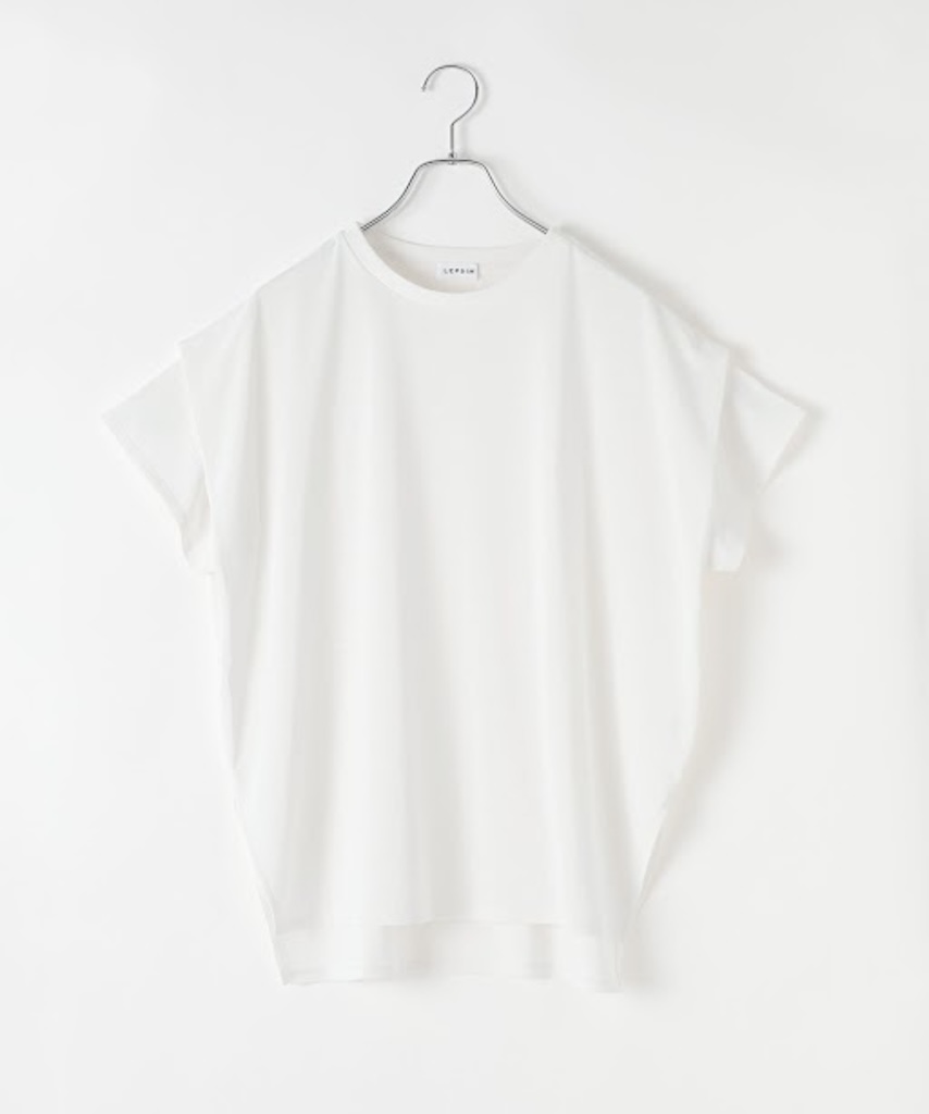 画像: スグッカワ 袖タックT（オフホワイト）¥4,400（レプシィム） 出典：レプシィム