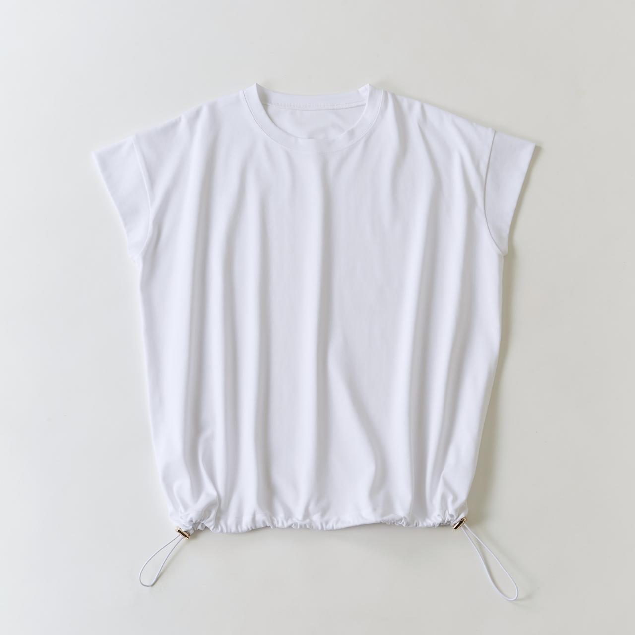 画像: サマ見えドロストTシャツ（ホワイト）¥4,950（エルーラ） 出典：エルーラ