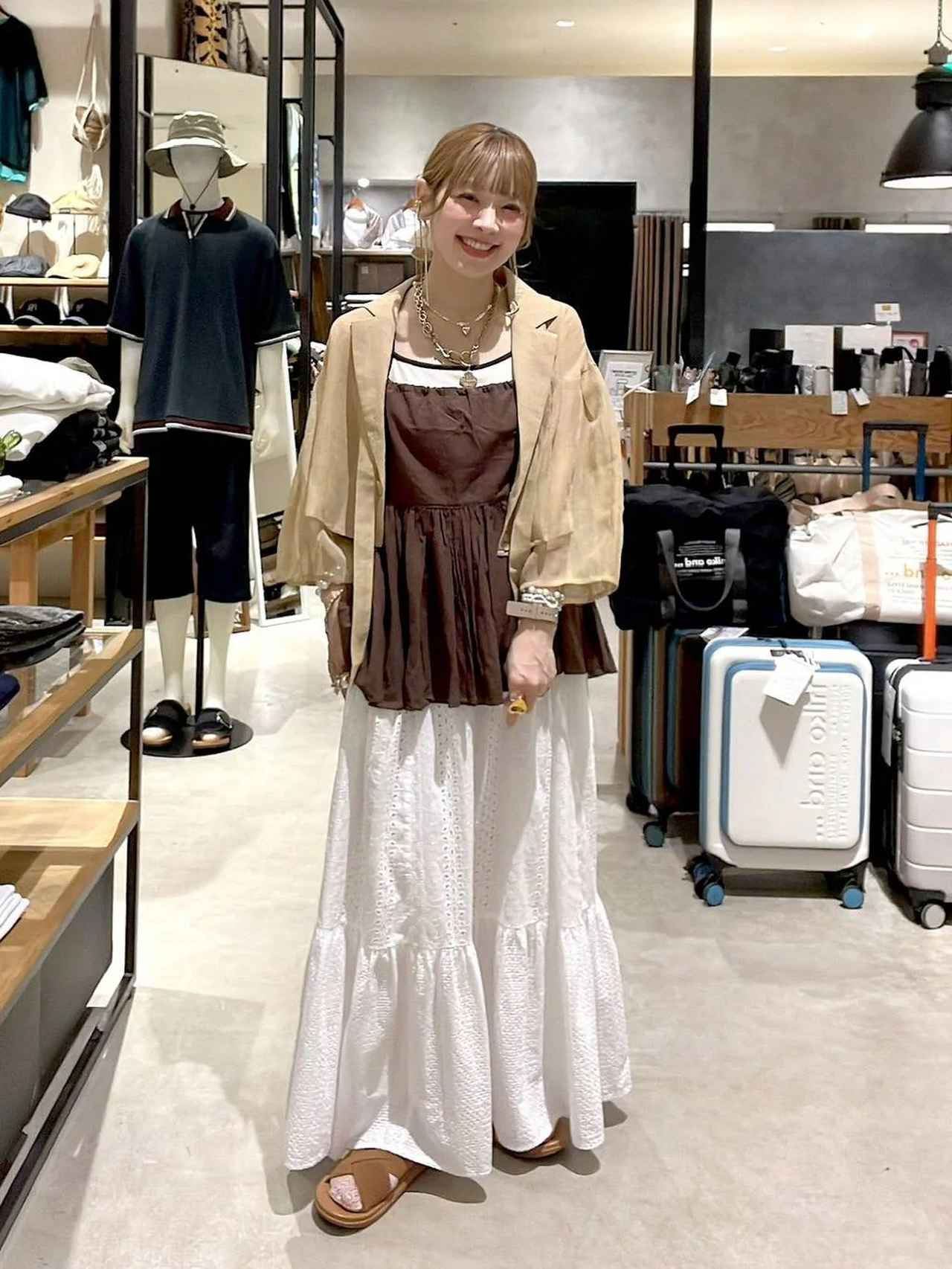 画像2: 出典：and ST