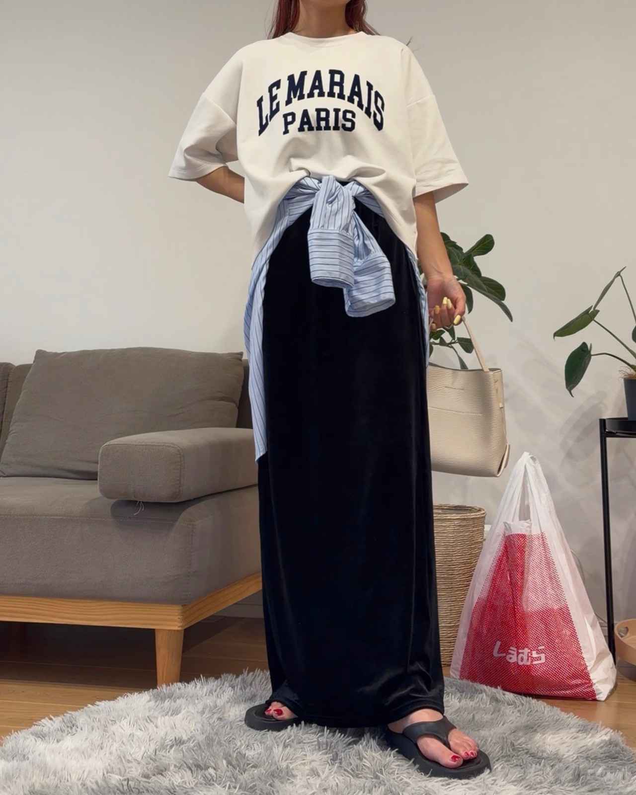 画像: スカートと合わせてお出かけコーデ