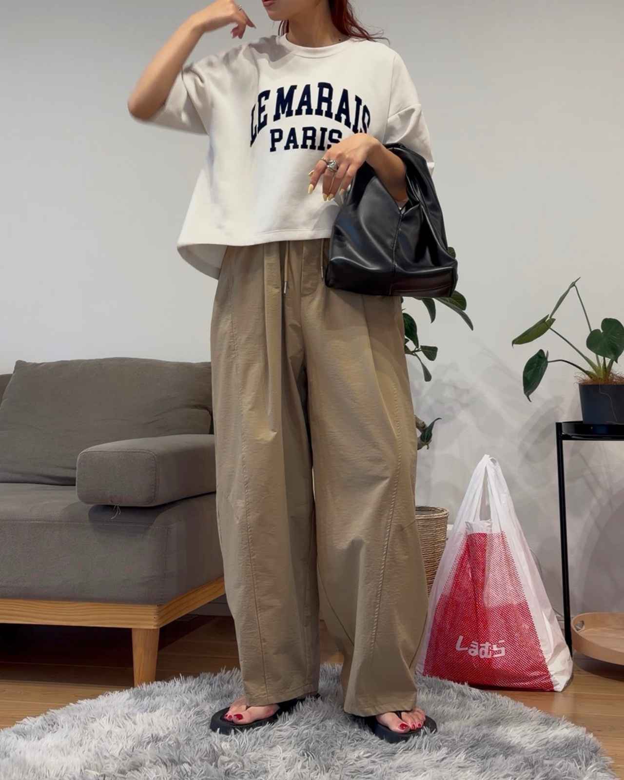 画像: 神シルエットでスッキリ見え