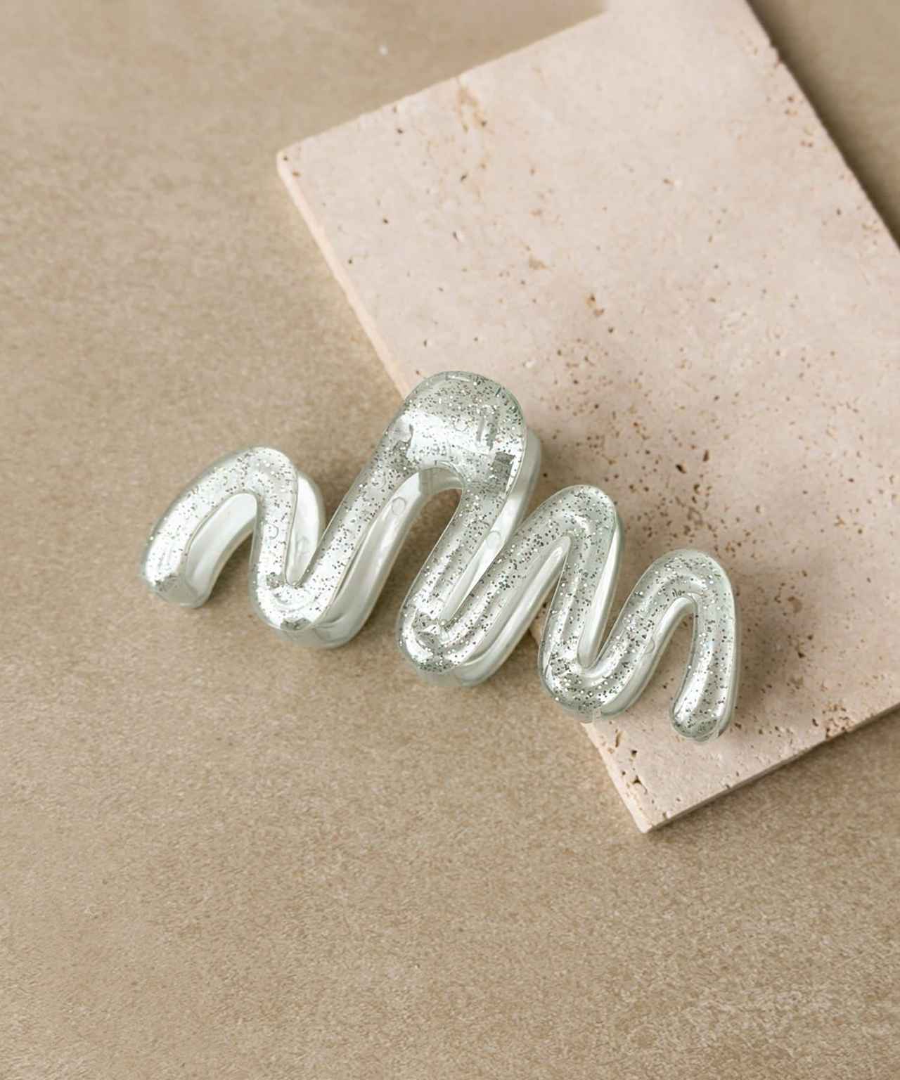 画像1: 出典:3COINS