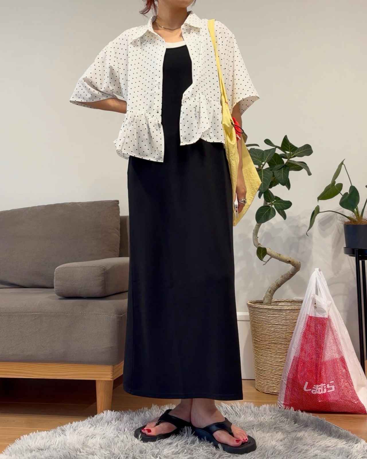 画像: ショート丈 ✕ ペプラムの絶妙バランス