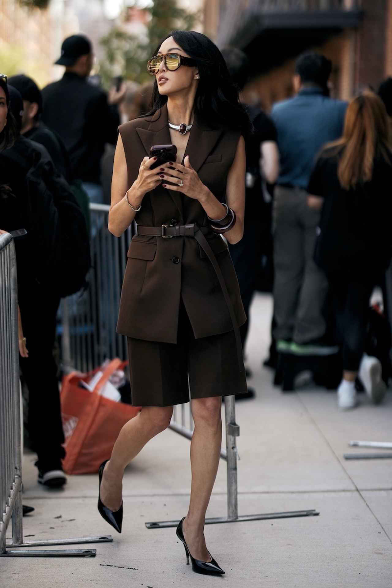 画像: バランスよく肌見せして軽やかに