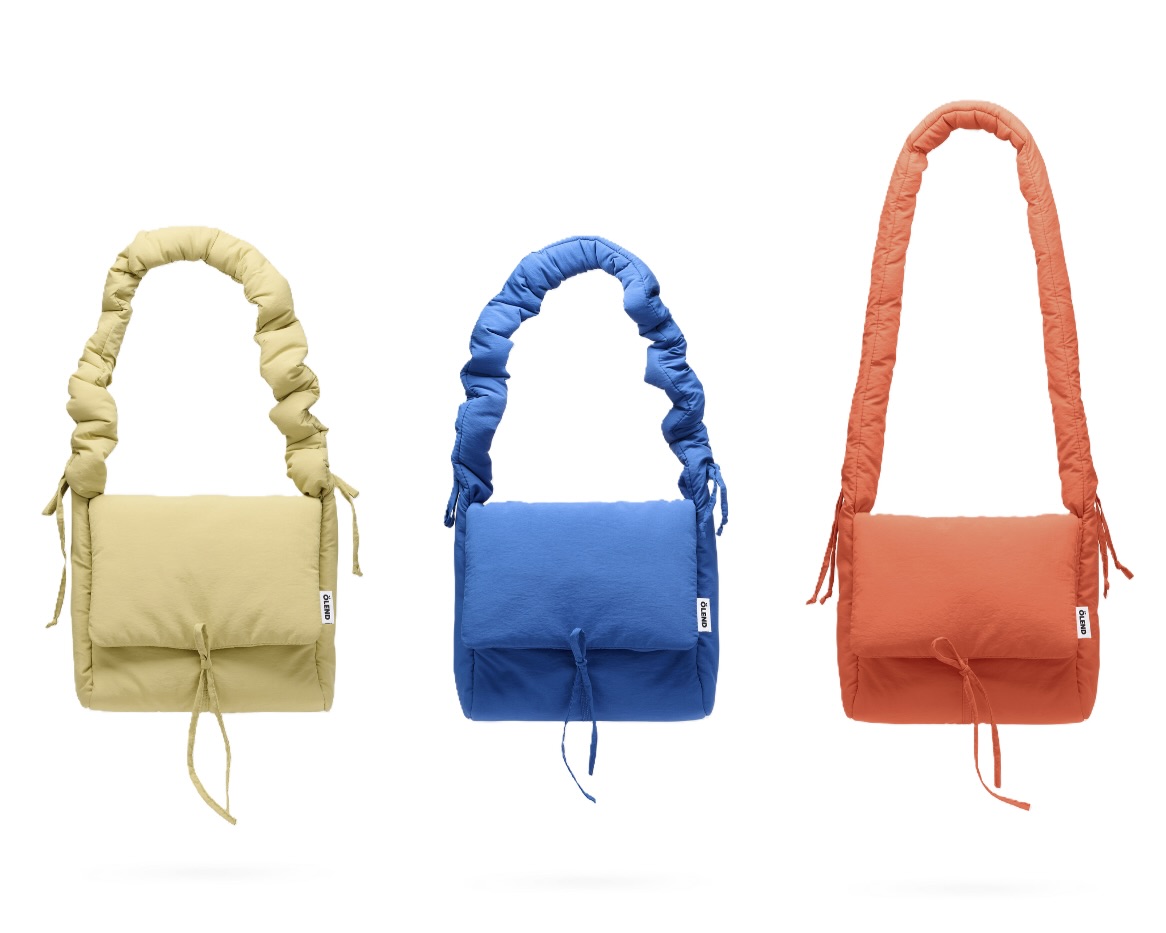 画像: Nina Bag（ライム、コバルトブルー、コーラル）各¥18,700（すべてチェルシー） ◾️サイズ：25 × 21 × 7cm 出典：チェルシー