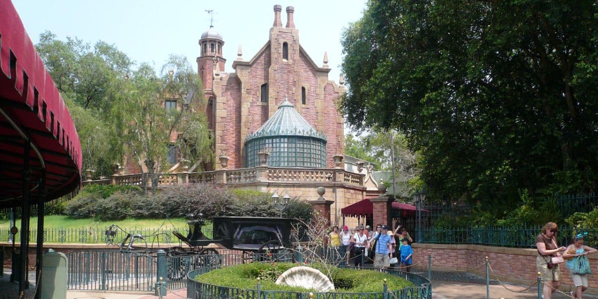 画像: ディズニー、ホーンテッドマンションの“あの演出”が消えた!? ディズニーファン騒然(米)